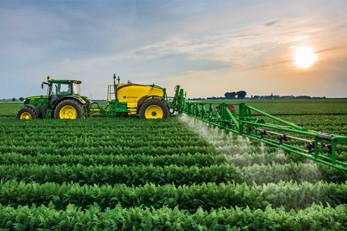 UTILAJE DE ERBICIDAT TRACTATE SERIA M700/M700I