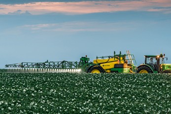 UTILAJE DE ERBICIDAT TRACTATE SERIA M900/M900I
