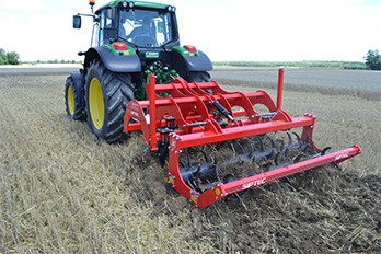 CULTIVATOR PRĂȘITOR CU FERTILIZARE SKEN