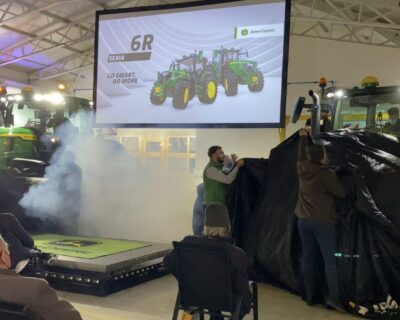 IPSO Agricultură a lansat oficial noile tractoare John Deere din Seria 6R pe piața din România